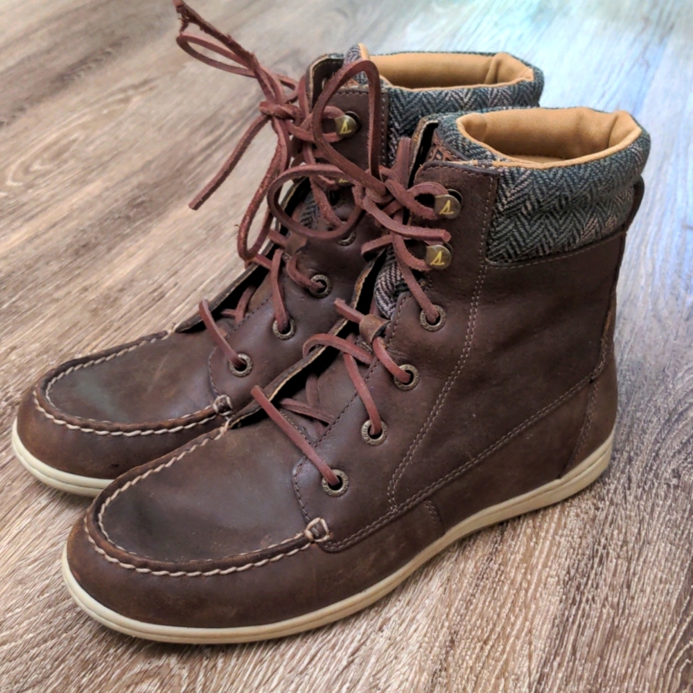 Sperry Bayfish Brown Leather Lace Up Boots Size 6.5